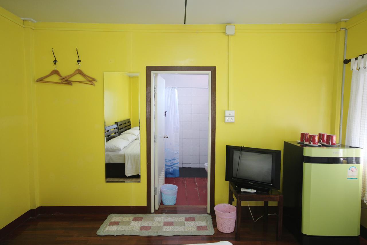 Baan Bua Homestay Chiang Rai Ngoại thất bức ảnh