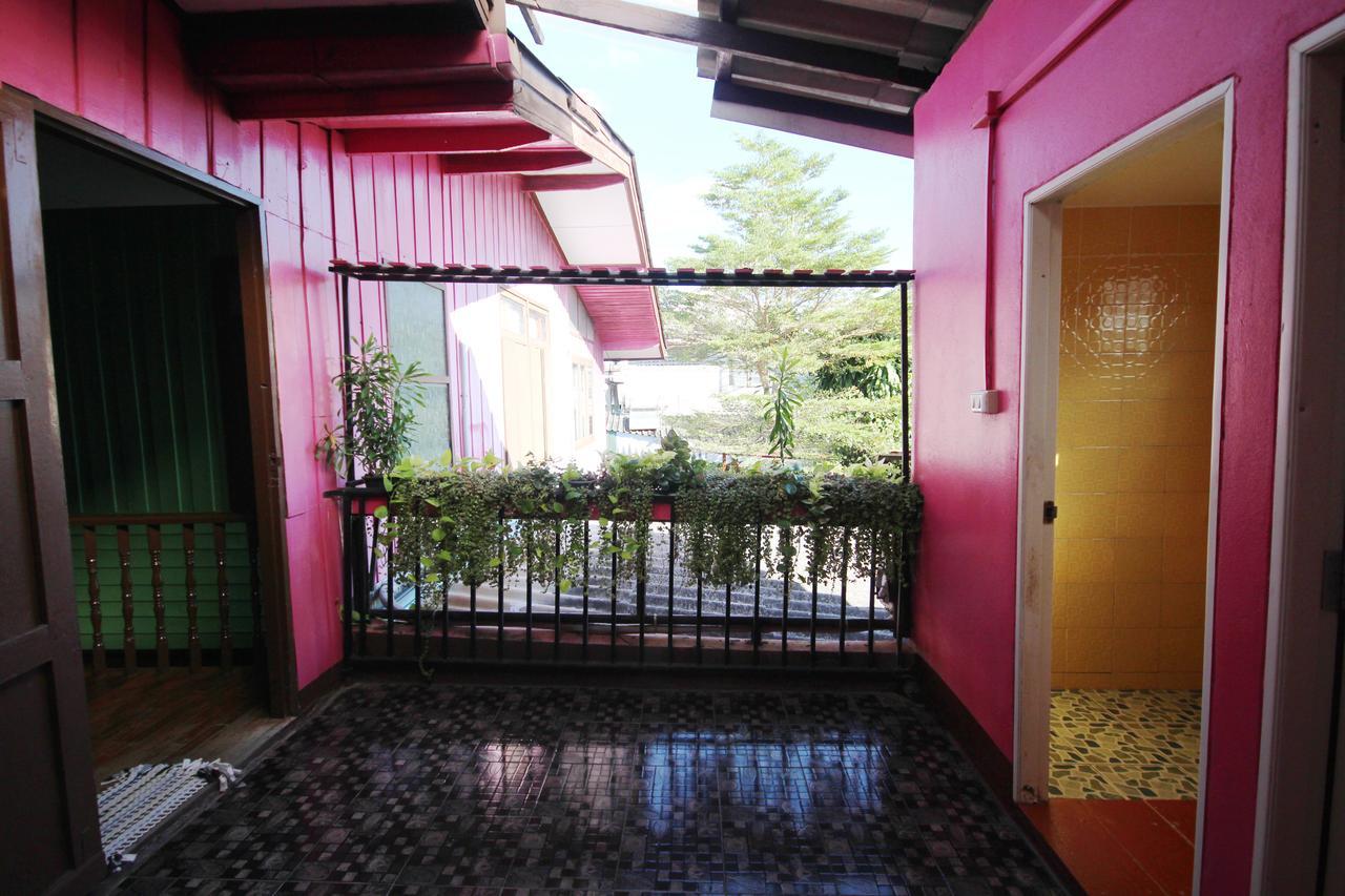 Baan Bua Homestay Chiang Rai Ngoại thất bức ảnh